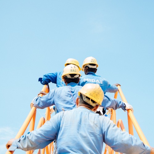 Crafting Success: Essential Tools for Today's Contractor
