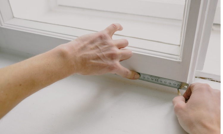 window blinds installer tools