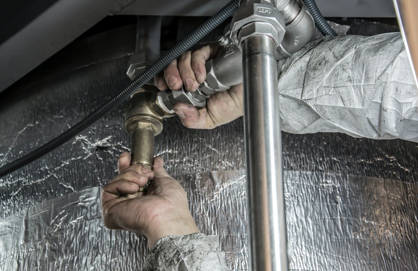 How to Use a PEX Crimp Tool: Tutorial & Tips